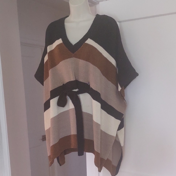 Trina Turk Multicolor V-Neck Poncho Sweater - Picture 1 of 11